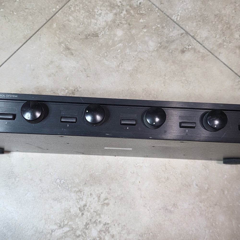 Niles SSVC-6 Speaker Selector Volume Control System 6 Zone Audio Switch