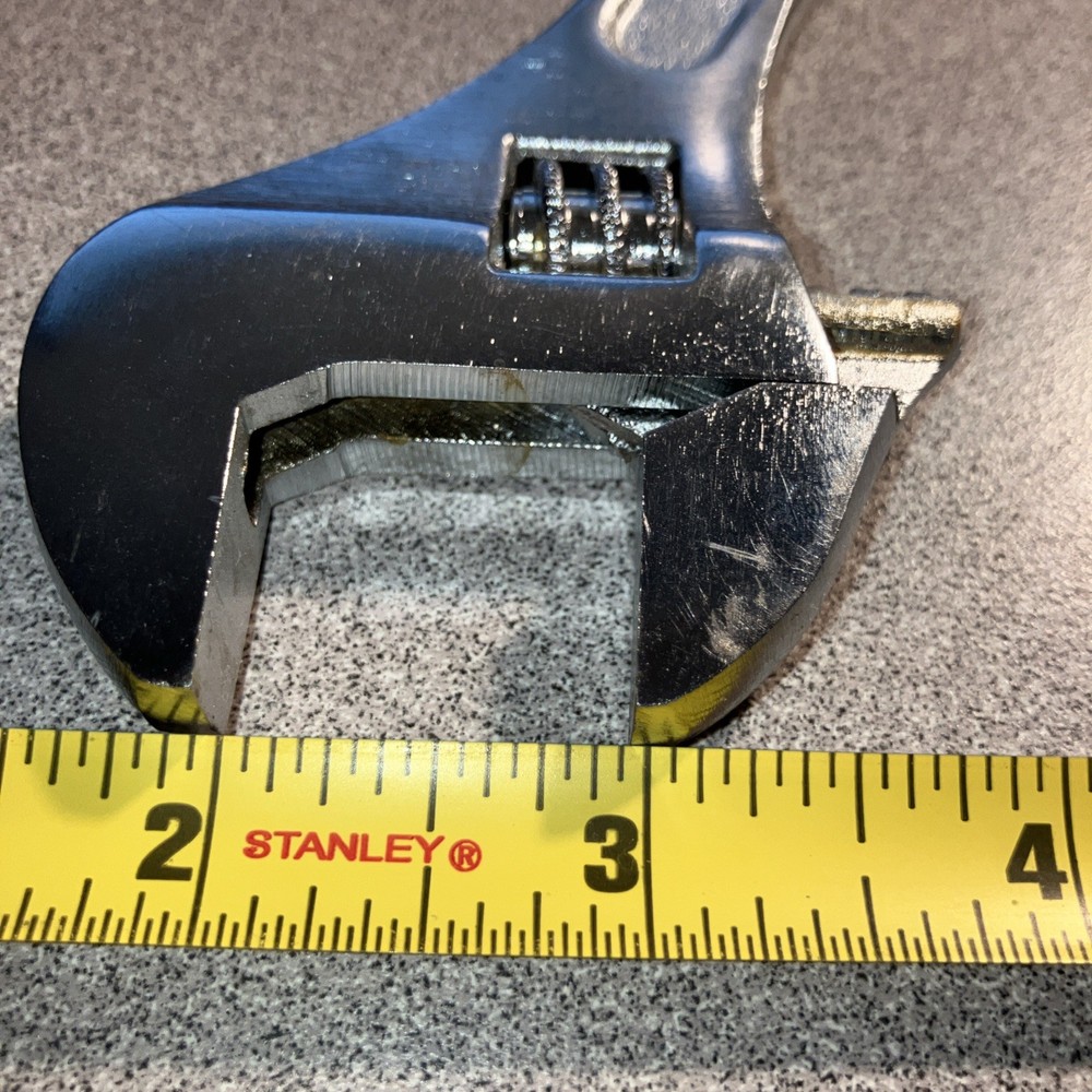 Olympia Tools 8 Inch 200mm Adjustable Wrench