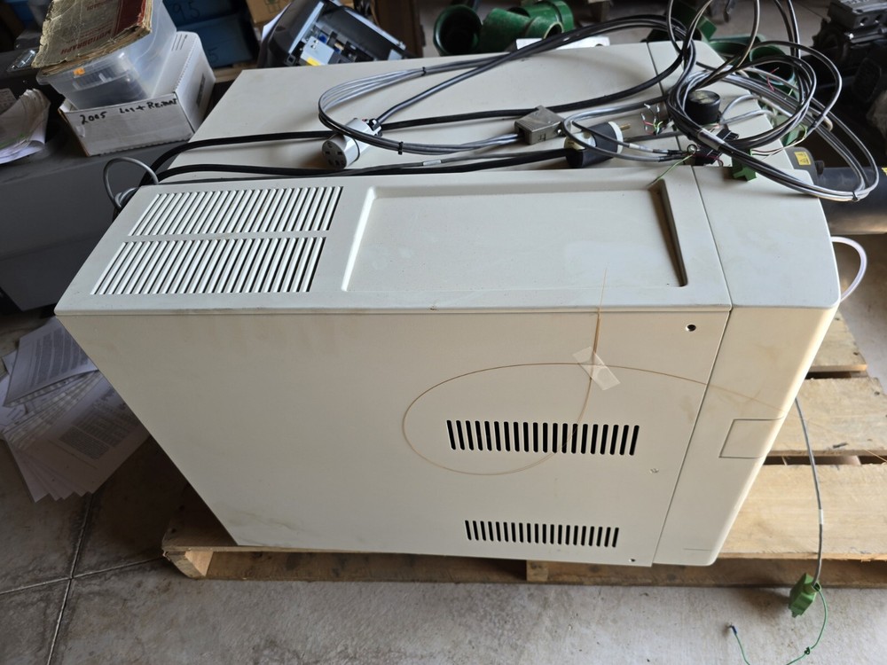 Finnegan Navigator Mass Spectrometer