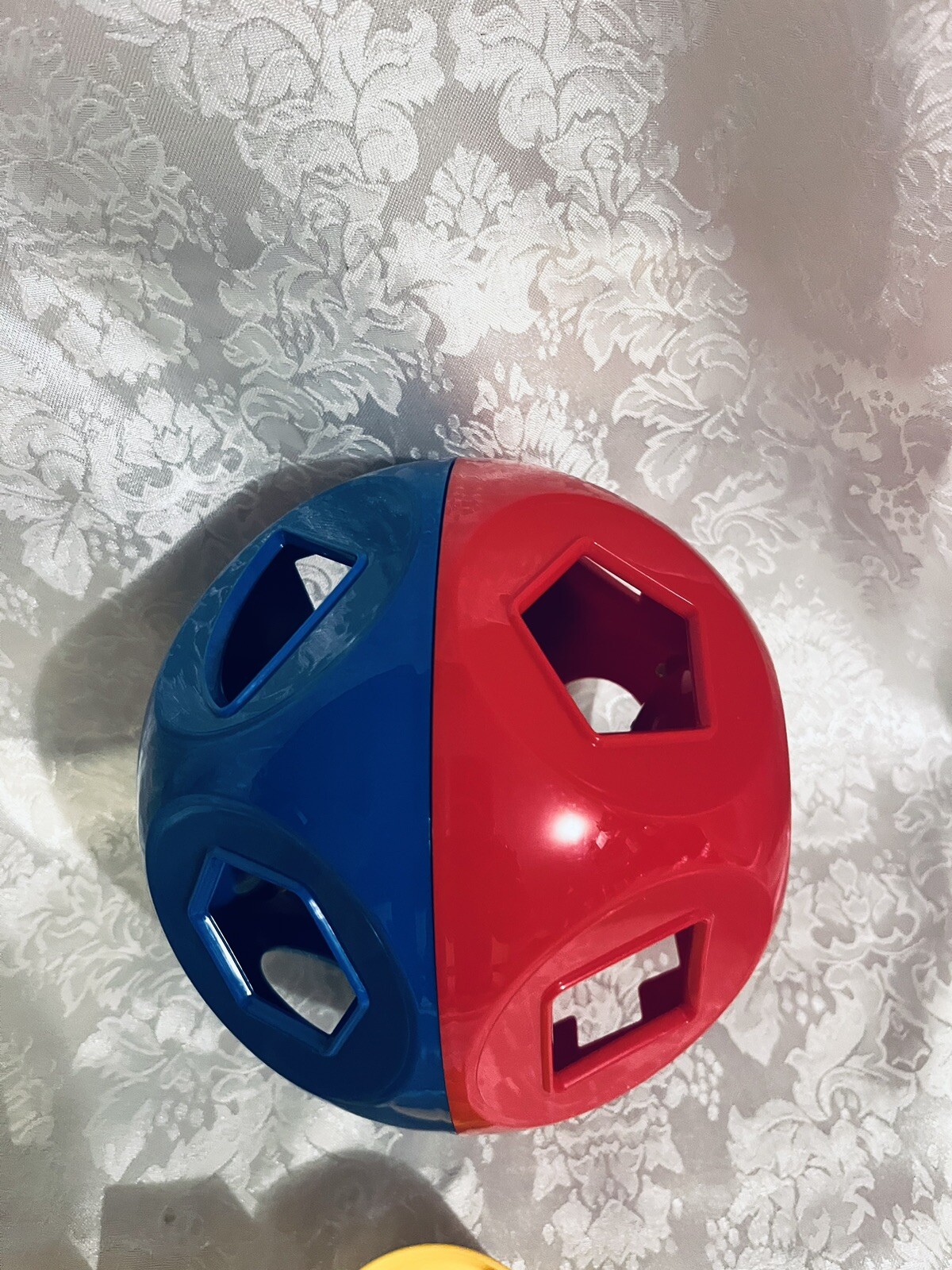 Tupperware Shape O Toy Kids Baby Toddler Development Sorting Ball Brand New