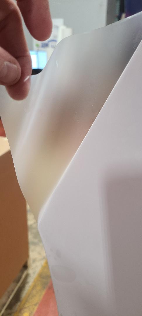 3.0 mil Matte Clear Vinyl Cold Pressure-Sensitive Laminate Self-Adhesive UV 4-YR