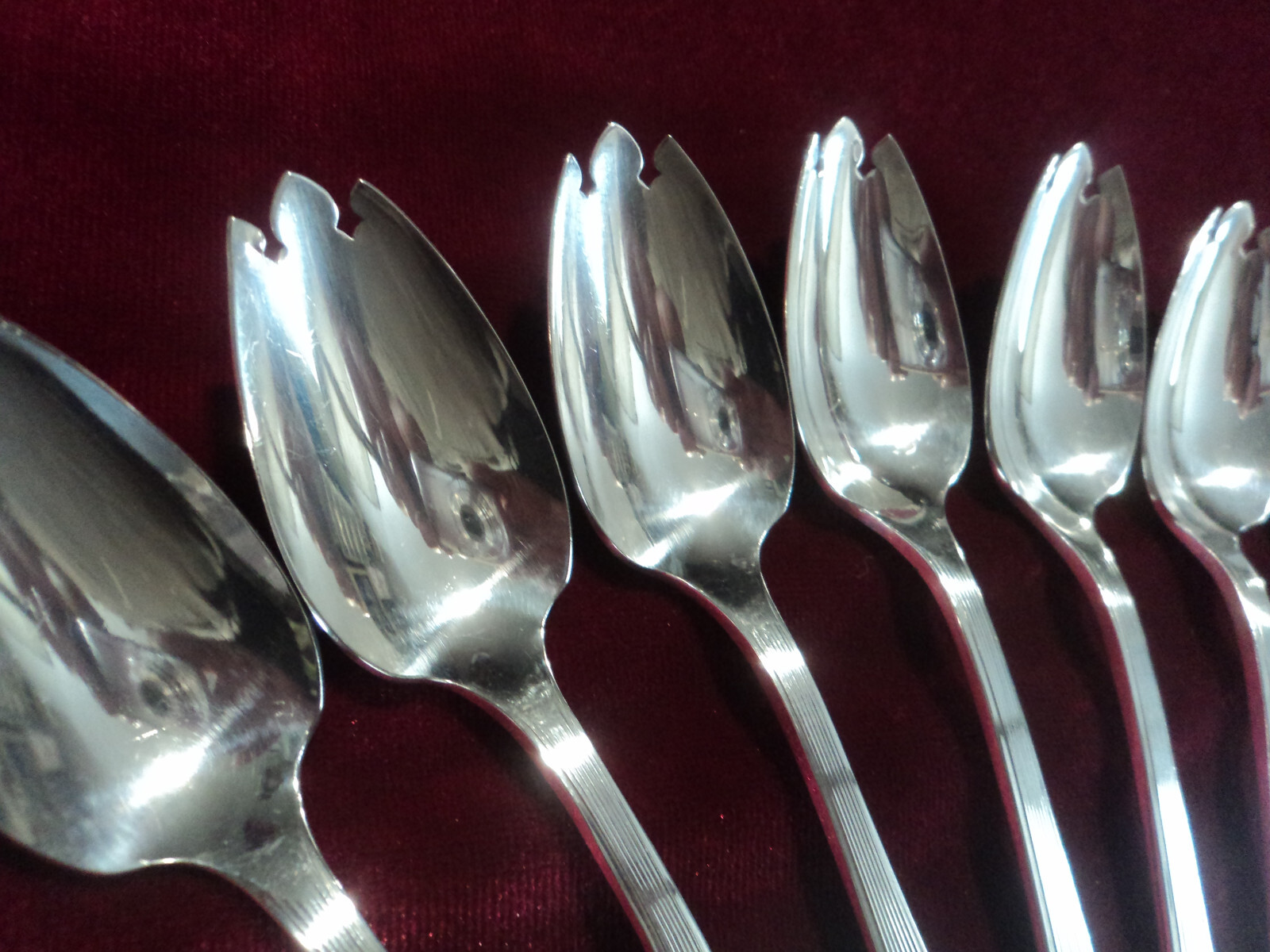 Silverplate Flatware Lot of 8 Ice Cream Forks Oneida Art Deco NOBLESSE 1930