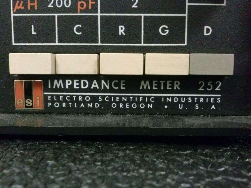 ESI ELECTRO SCIENTIFIC Industries Impedance Meter 252