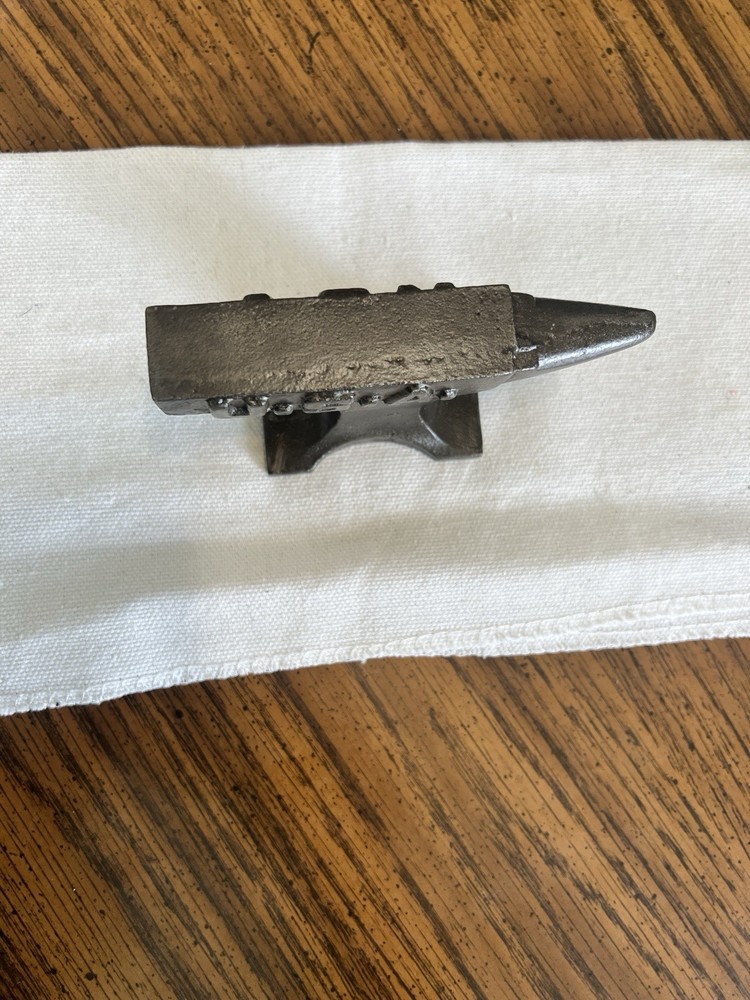 USA CAST IRON ANVIL