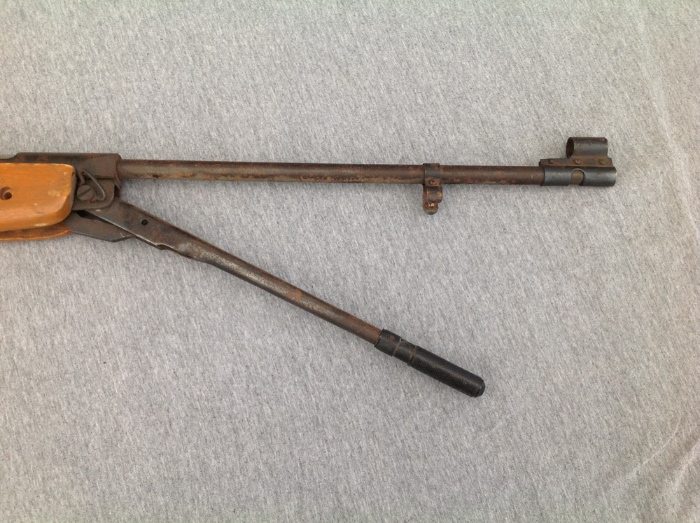 Underlever Air Rifle