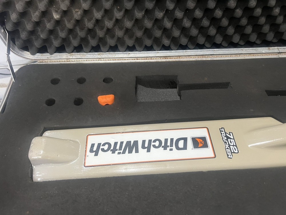 Ditch Witch 750TKR Pipe Cable Locator Tracker
