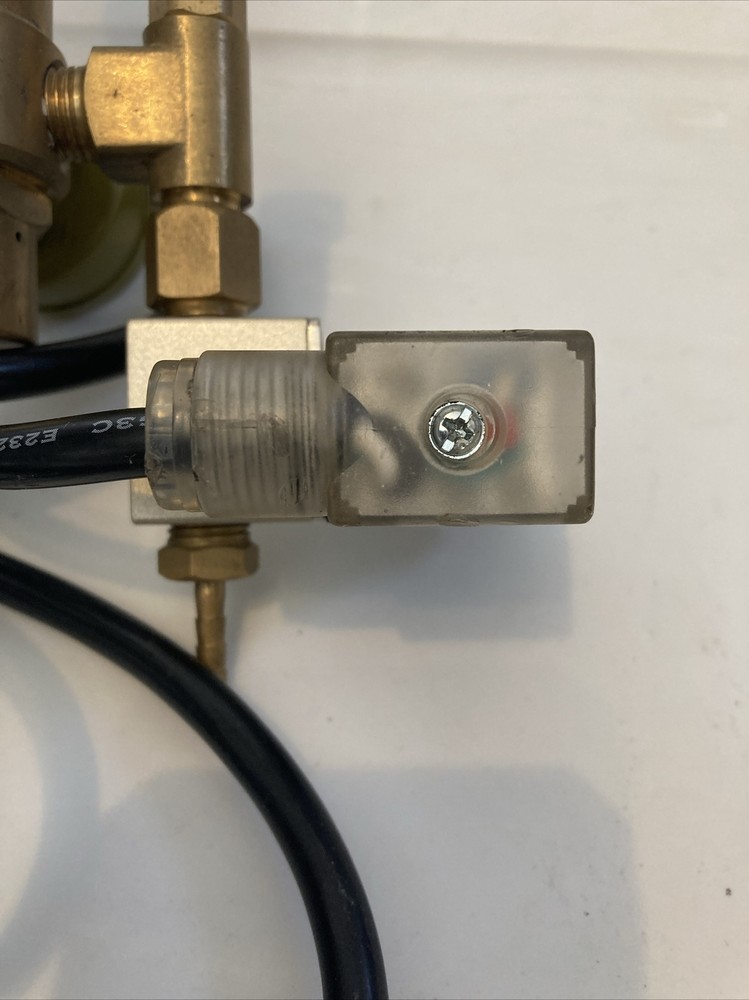 GrowBright CO2 regulator