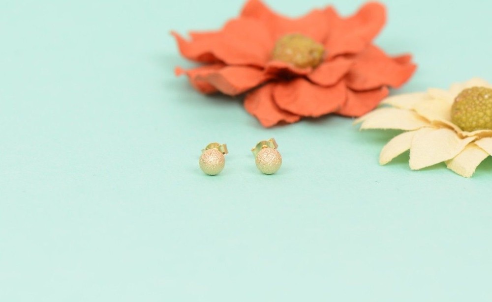 14k Yellow Solid Gold Laser Cut Ball Stud Earrings