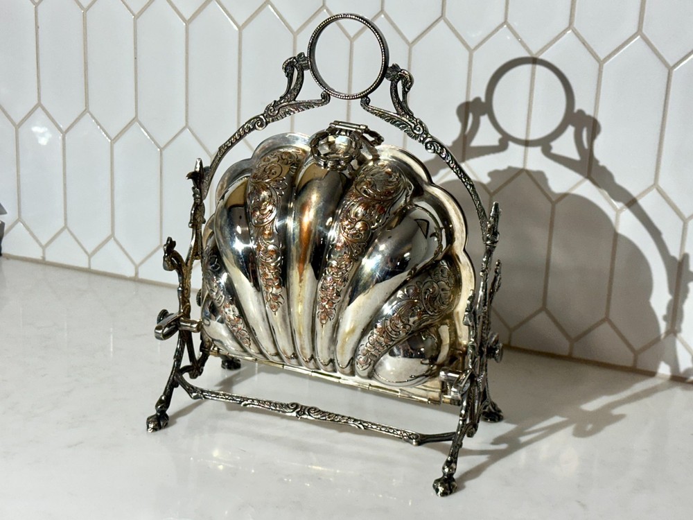 Antique Israel Freeman & Sons Silver Plate Bun / Biscuit Warmer Made in England