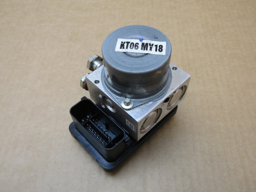 KTM RC 390 2019 ABS pump control unit module (14609)