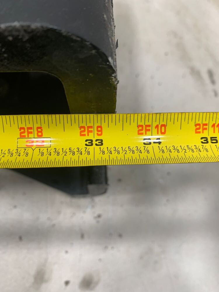 2016 Peterbilt 579 Frame Crossmember (648-11089)