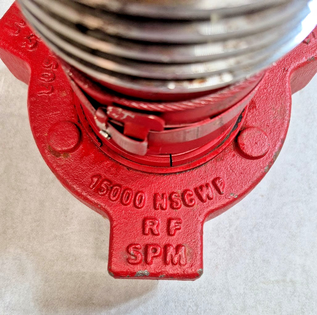 2" Figure 1502 SPM Female Union Configured for a 2" Bull Plug 15,000 psi