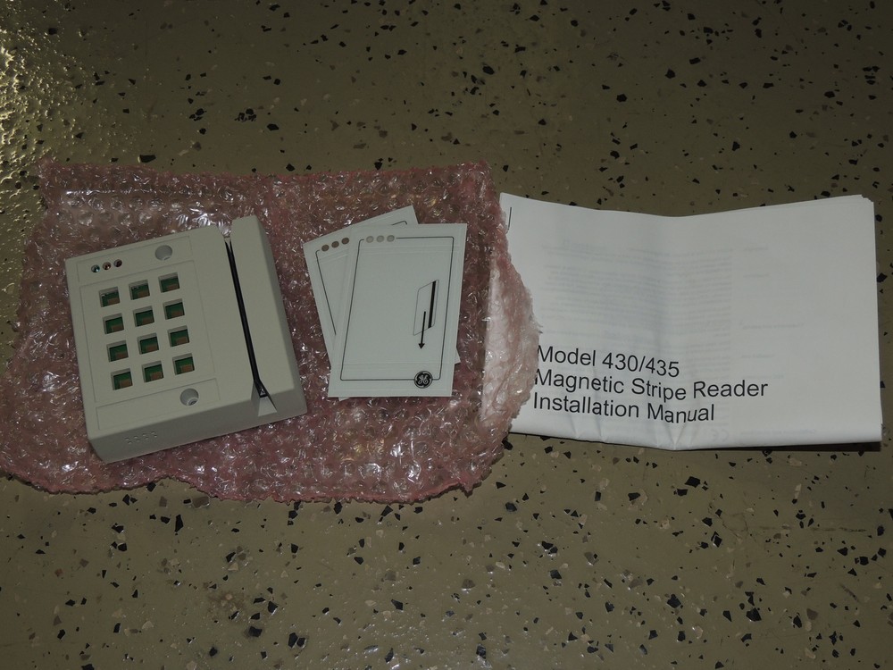 UTC FIre & Security Access Control Model 430 Magnetic Stripe Reader NIB