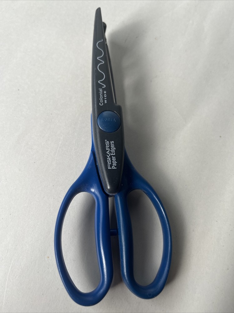 FISKARS PAPER EDGER SCISSOR (ff10)