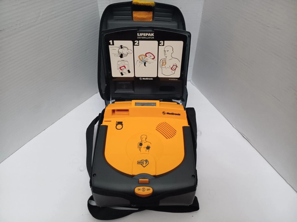 Medtronics LIFEPAK CR-T Training System with Case Unit 30