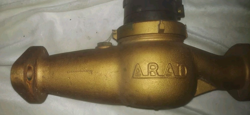 Arad 1 1/2" Water Meter Used
