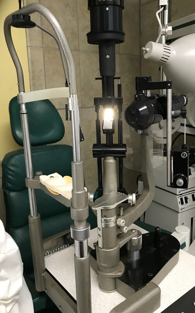 Topcon SL-3C Slit Lamp Biomicroscope