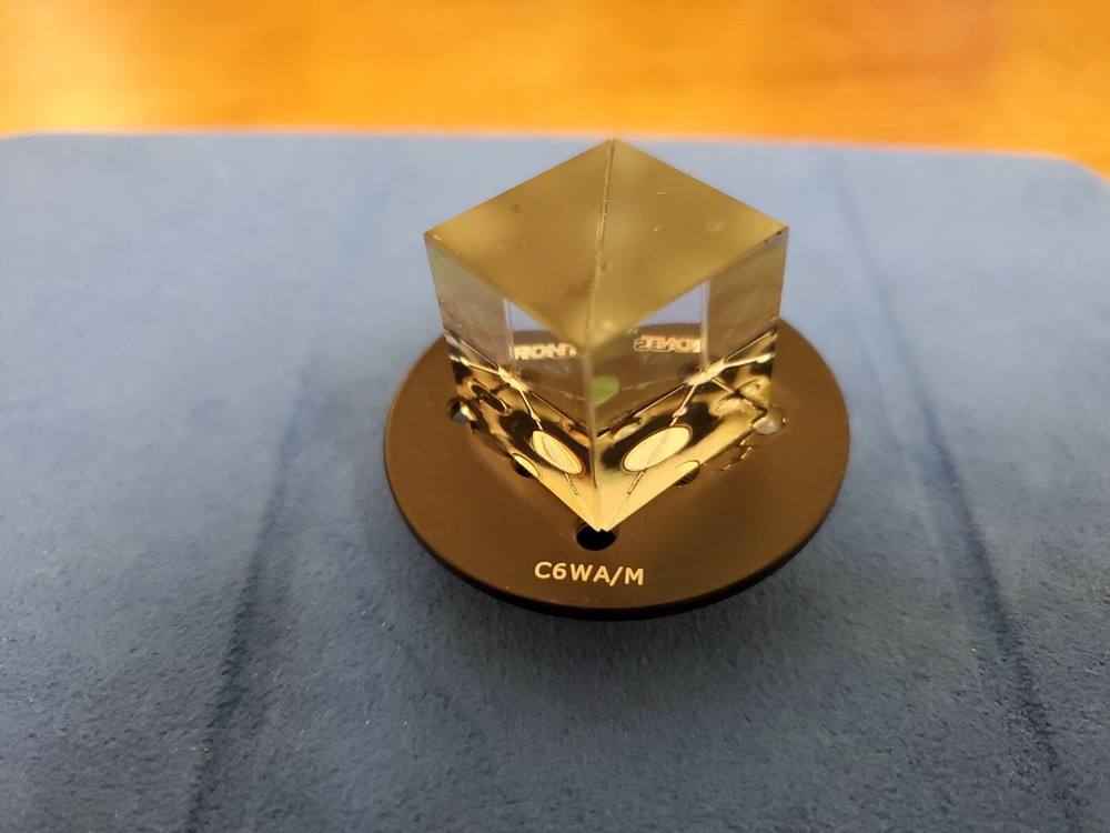 Thorlabs Beamsplitter Cube on C6WA/ M Platform