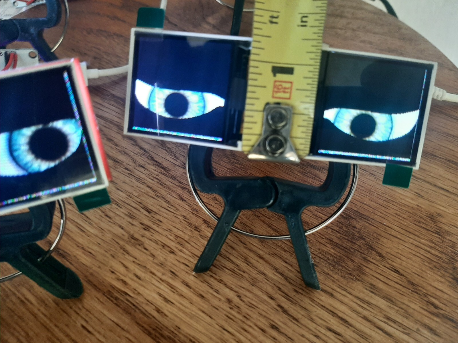Animated eyes (1 pair) for Props ETC, based on Adafruit's Uncanny Eyes, ESP32