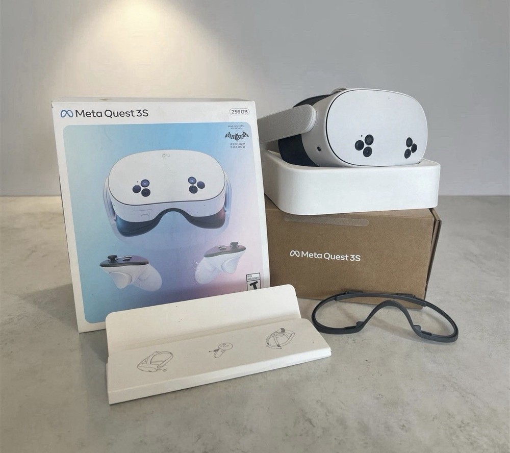 Excellent Standalone Replacement Meta Quest 3S 128GB Headset ONLY No Controllers