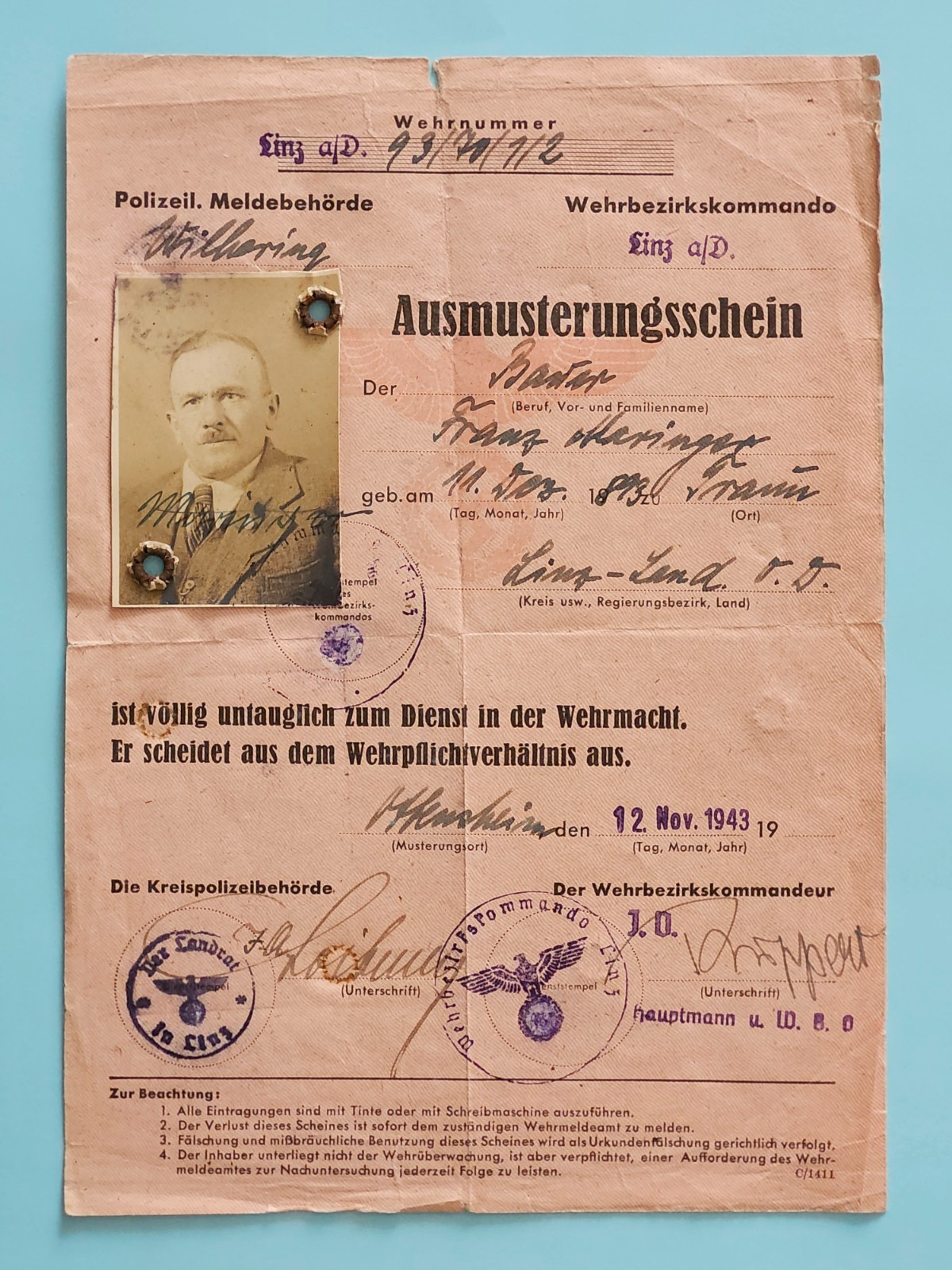 WW2 Germany. Ausmusterungsschein (Discharge Certificate)