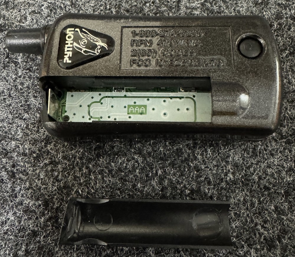 Python V/P/C EZSDEI478 Remote/USED/Case Clip Broke/Light Up/No Confirm on Trans