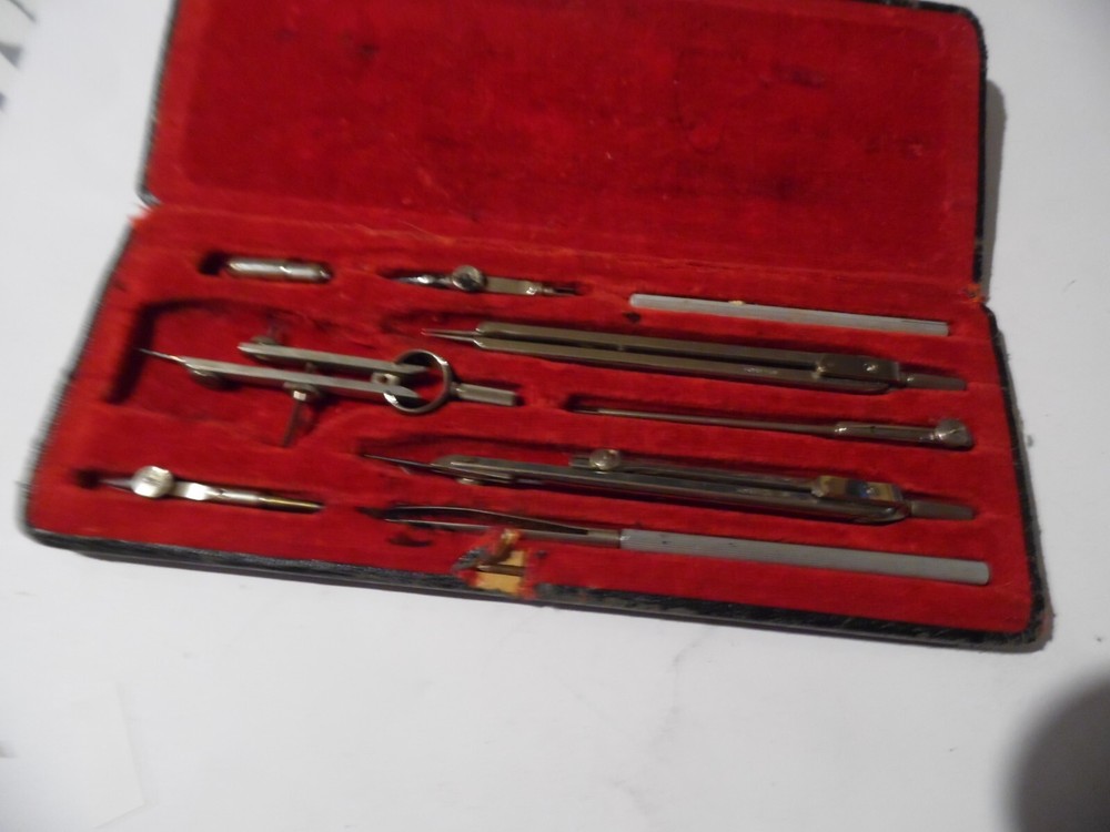 Antique engineering/surveyors compass,dividers set in original case