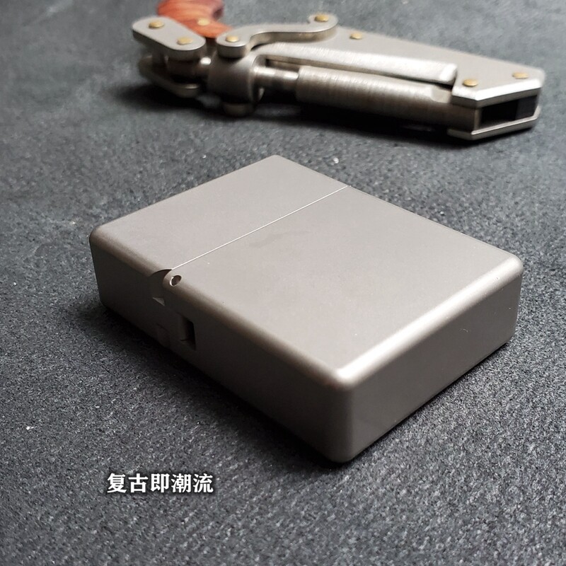 EDC Titanium Alloy Square Box Large Hinge Thick Shell Windproof Portable Tools