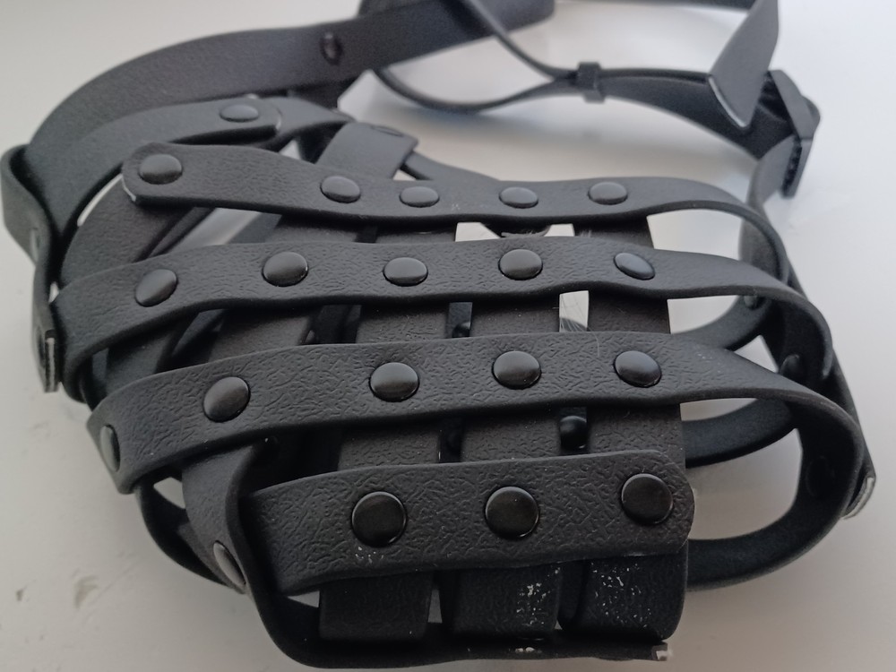 Pitbull Muzzle Basket Muzzle for M [Snout Cir: 9.75-11] Black