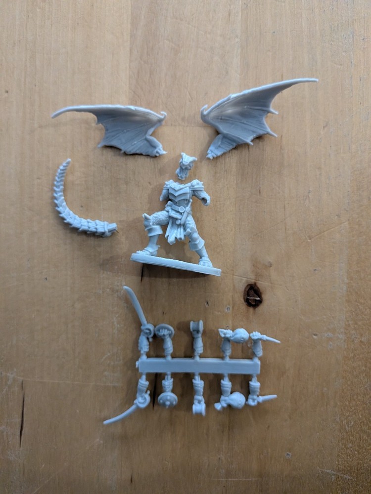 Reaper Bones 4 Demon Interchangable Arms