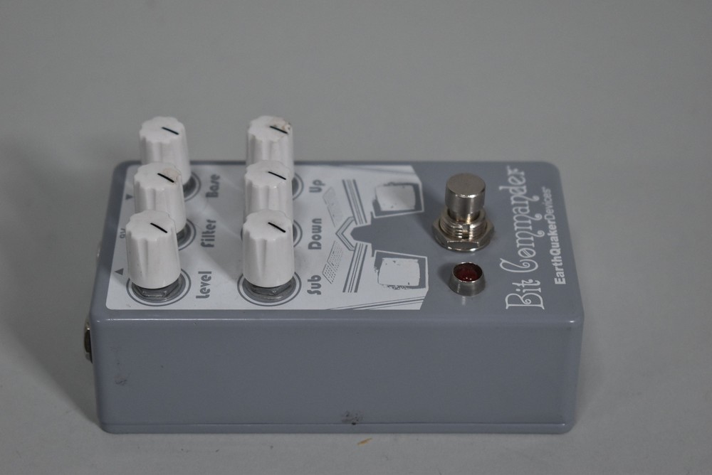 Earthquaker Devices Bit Commander Effects Pedal