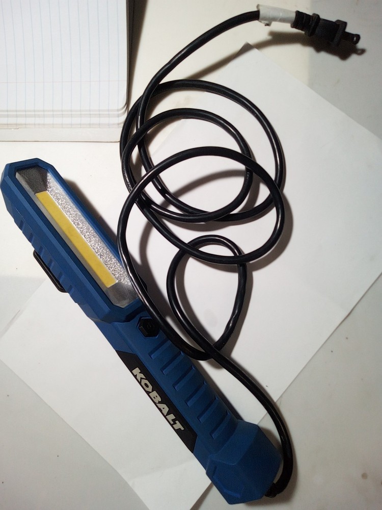 kobalt 800-Lumens LED Plug-in Handheld work light
