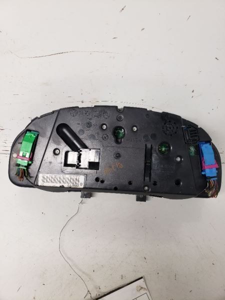 Speedometer Cluster 160 MPH Fits 2002-2003 PASSAT 376841 OEM