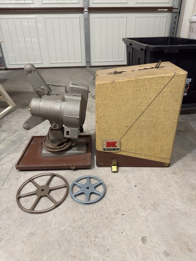 Keystone 105 Vintage Film Projector w/Case (untested)