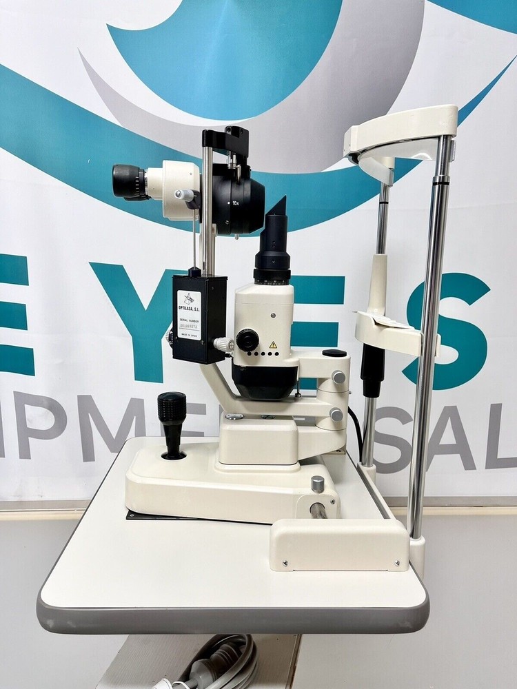 Topcon SL-1E Slit Lamp With Optilasa Tonometer