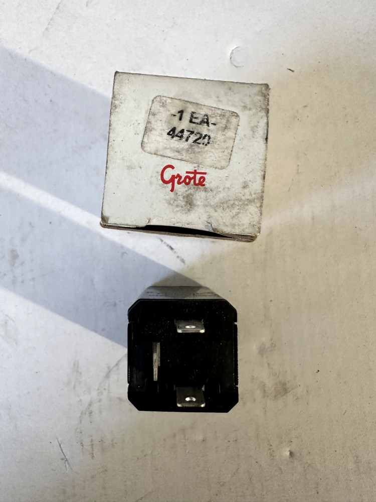 GROTE 44720 Electromagnetic Flasher 2CVR2