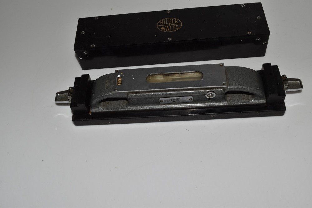 *JM* HILGER & WATTS TB26-2 8" PRECISION BLOCK LEVEL (WUR84)