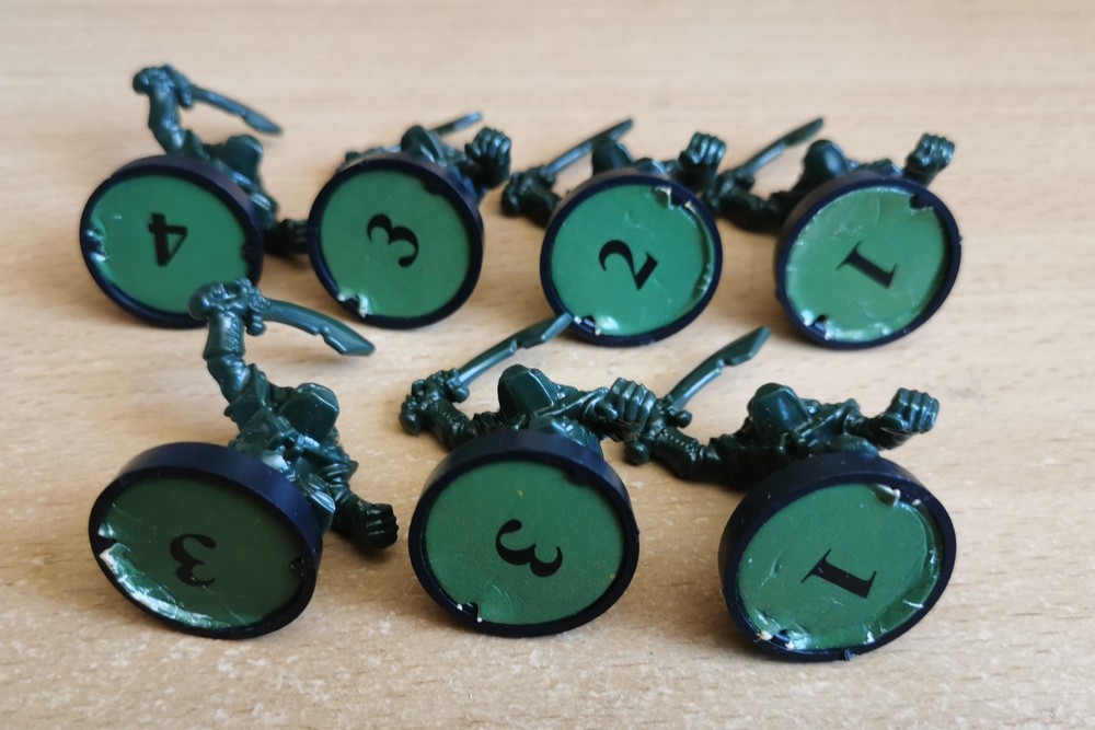 Dark World Game 7 X Orcs with stands Waddingtons 1992