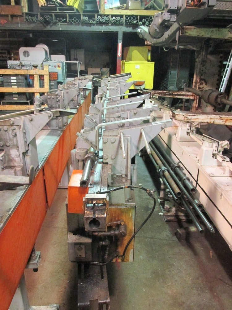 Lipe Rollway Automatic Bar Feeder 156-AML