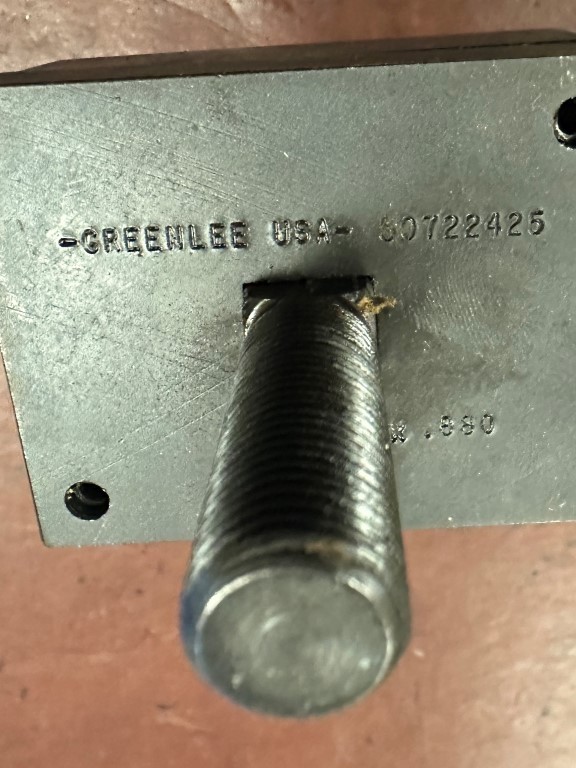 GREENLEE 50722425 1.120" X .880" SQUARE KNOCKOUT PUNCH