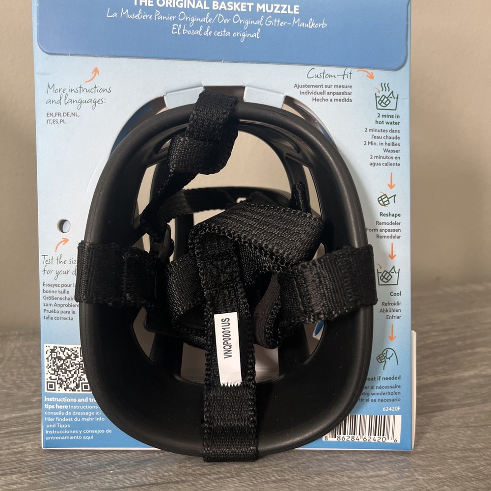BASKERVILLE | Ulta Dog Rubber Muzzle | Black | Size 4/Medium | Adjustable-(021)