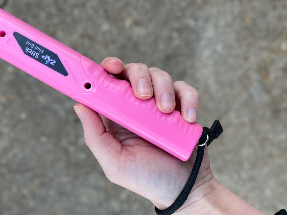 Personal Security ZAP STUN STICK flashlight PINK