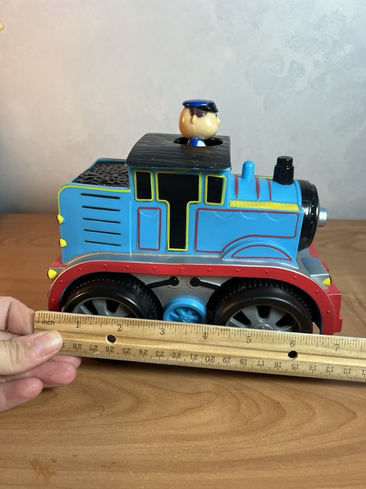 Thomas Style Pull Back & Go Plastic 2016 Kid Galaxy Driver Race Or Chase Go Go