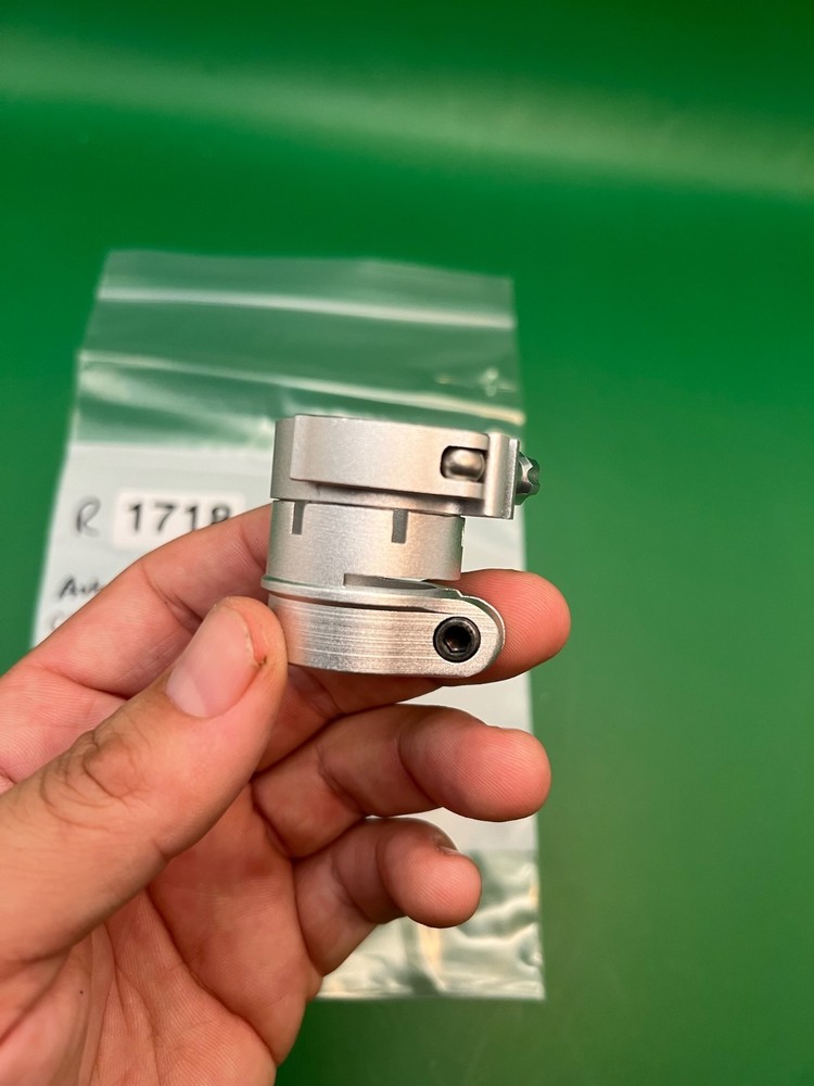 Autococker Clamping Feedneck