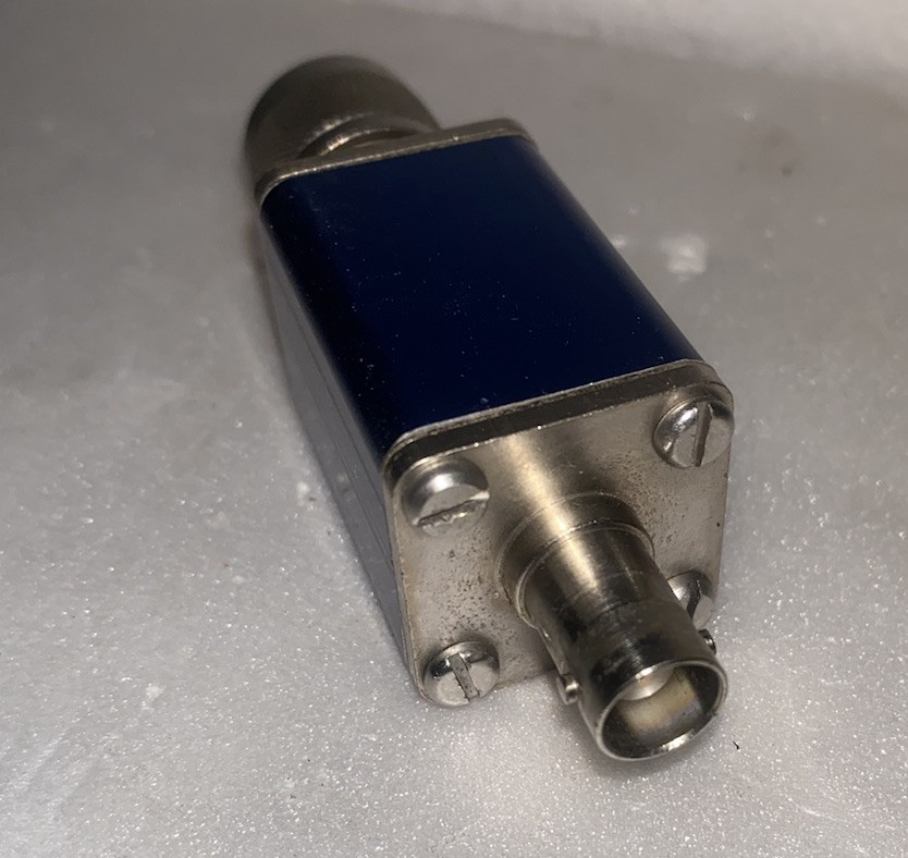 SUCOBOX HUBER+SUHNER RF detector DC-2 Ghz