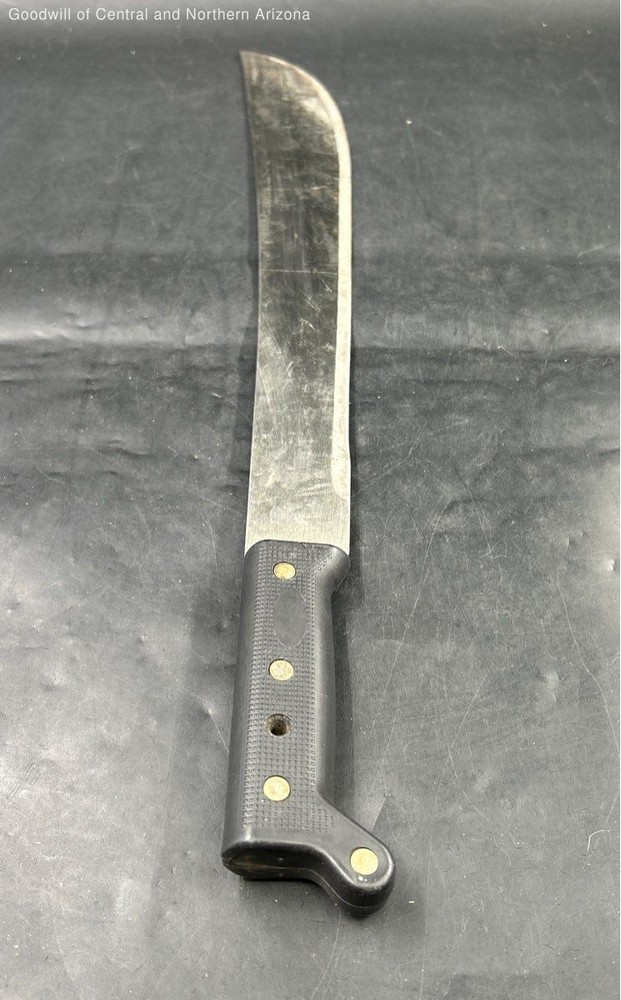 Machete W/ Protective Sheath 26'
