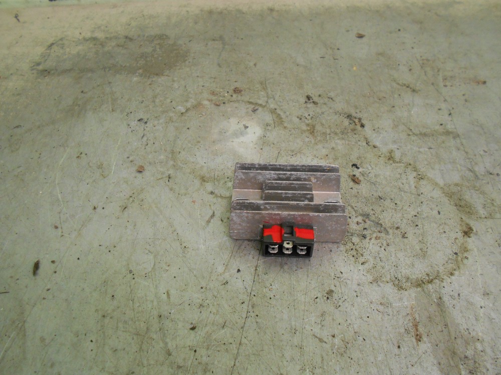 piaggio  125  skipper   reg/rectifier