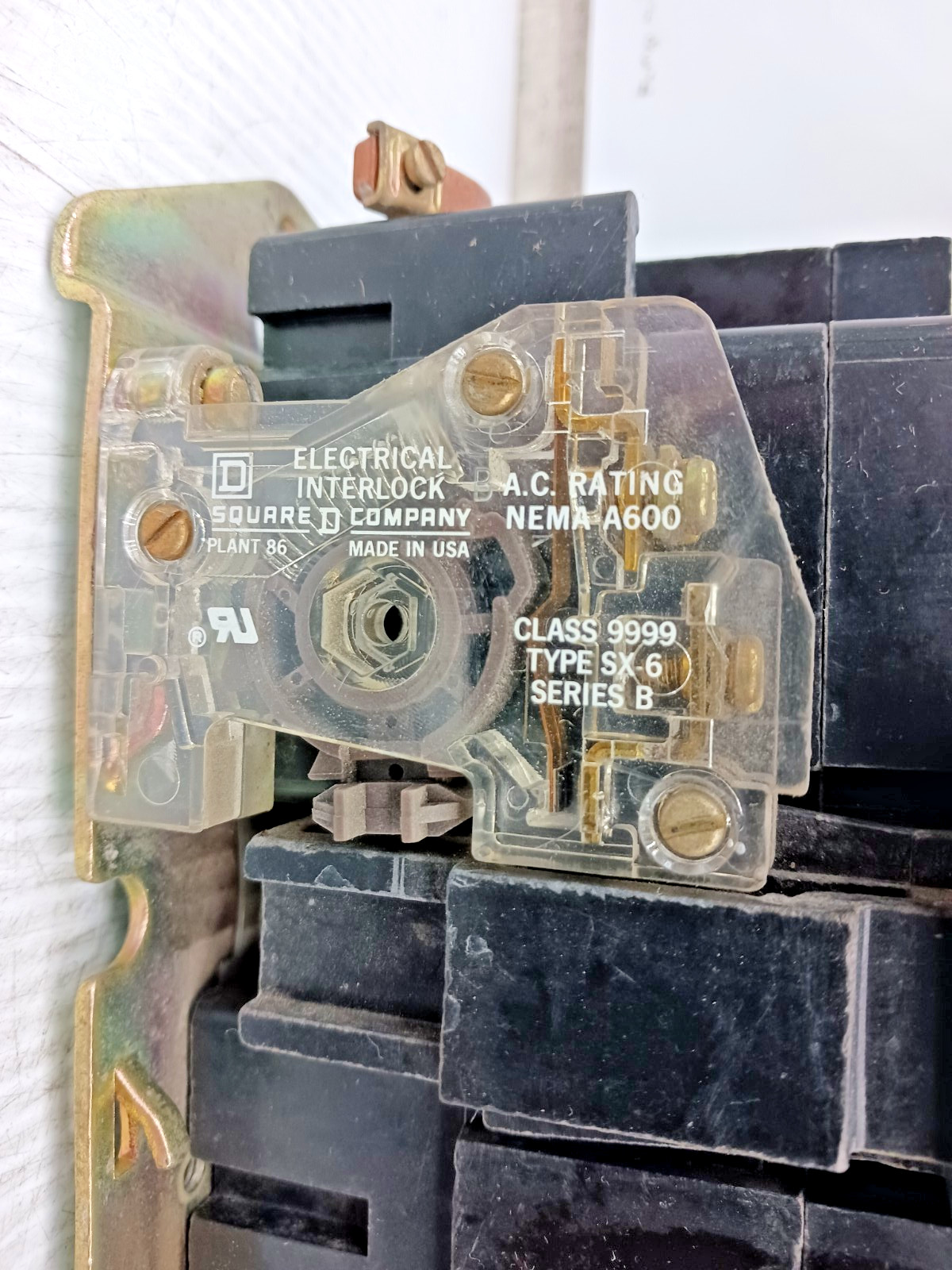 Square D Size 3 Motor Starter 600 VAC Max 120 VAC Coil 50 HP Max 8536SEO1