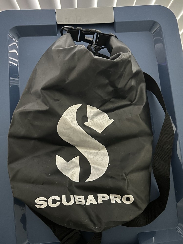 scubapro scuba dry bag 15L