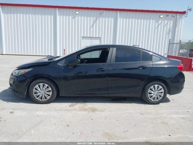 Used Front Right Drive Axle Shaft fits: 2017 Chevrolet Cruze front gasoline AT F